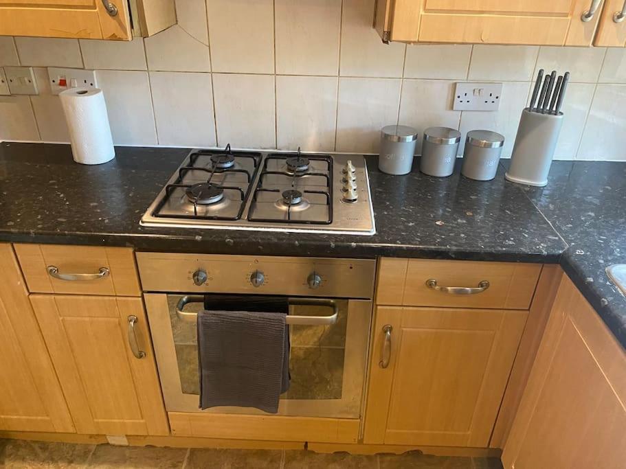 Spacious 2 Bedroom Flat London Ngoại thất bức ảnh